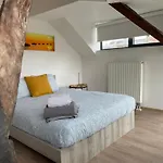Duplex In The Heart Of With Fantastic Views גנט