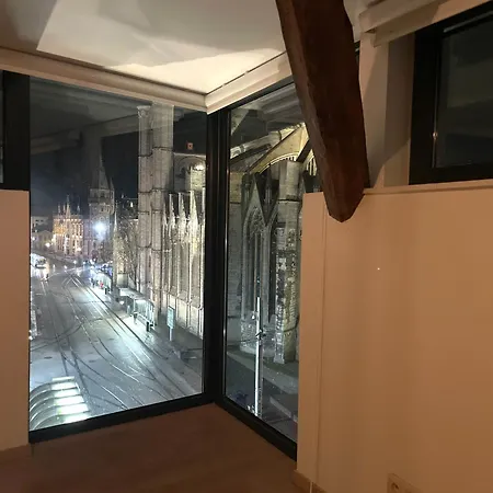 Duplex In The Heart Of With Fantastic Views